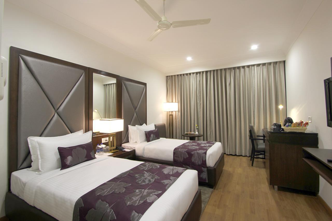 Hotel Comfotel Hyderabad Ngoại thất bức ảnh