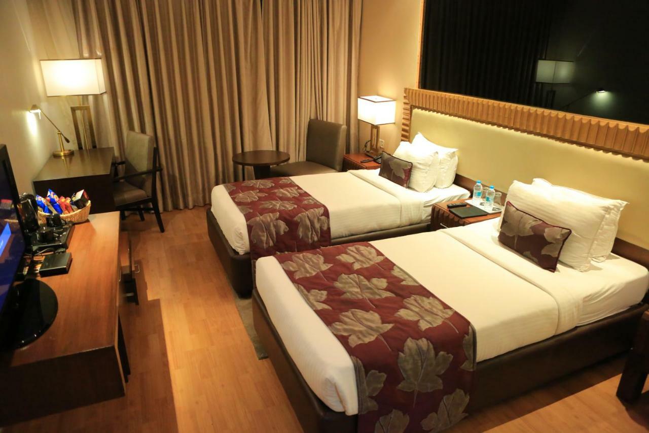 Hotel Comfotel Hyderabad Ngoại thất bức ảnh