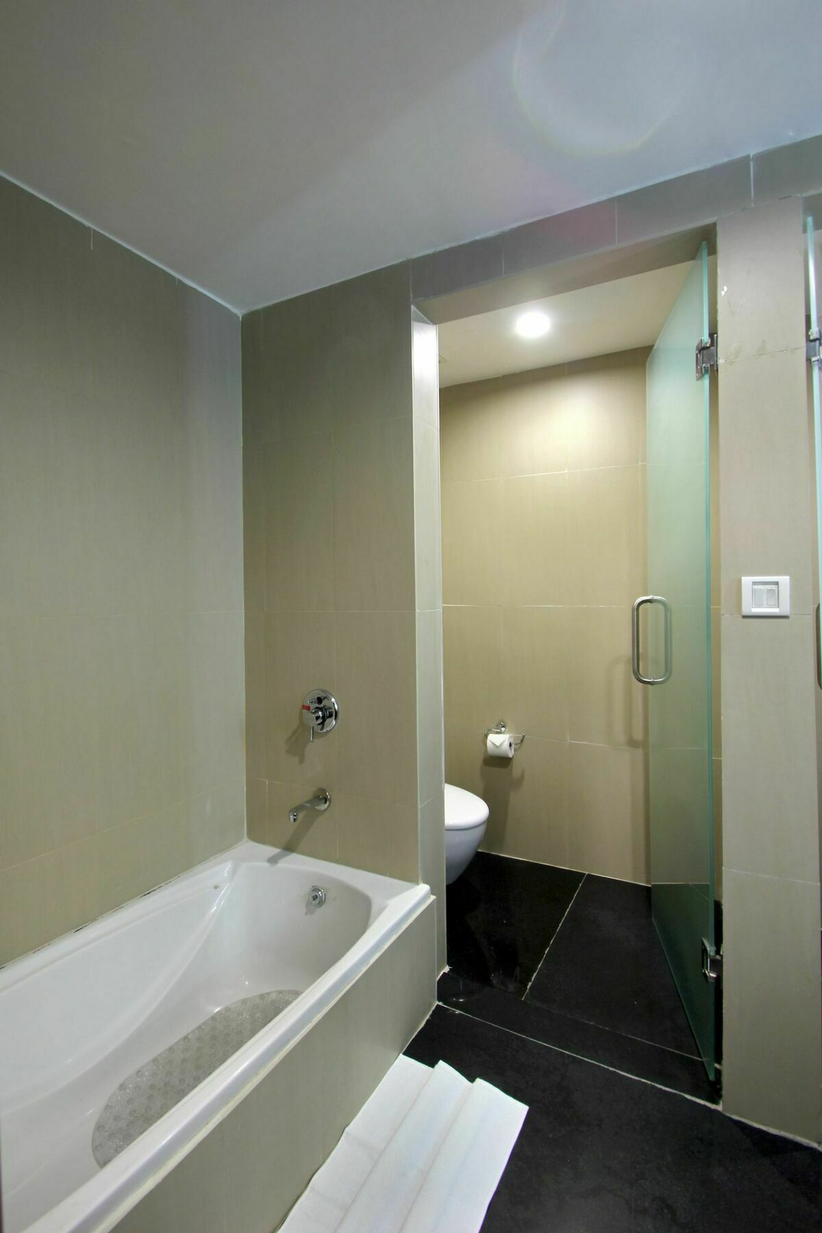 Hotel Comfotel Hyderabad Ngoại thất bức ảnh
